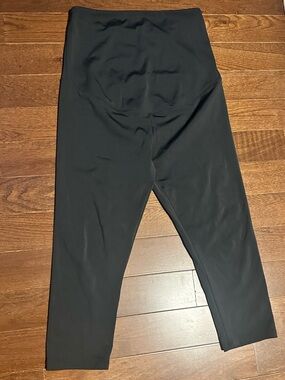 Maternity Capri Leggings - Black
